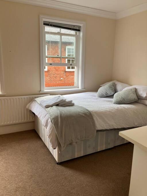Central Chester Bedrooms Luaran gambar